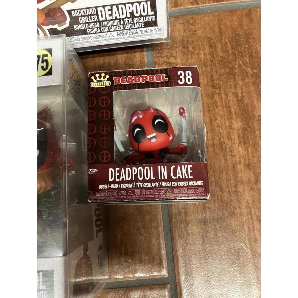 Lot Of Deadpool Funko Pop 9 Figures In All - Picture 8 of 8